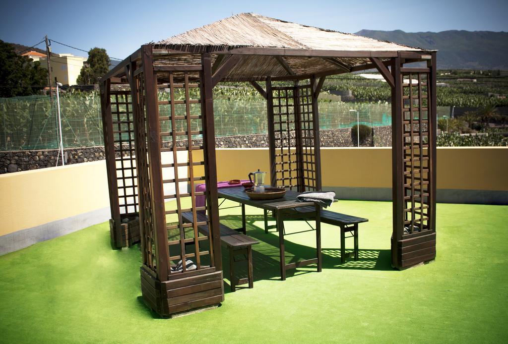 Apartamentos Finca La Cruz Tazacorte Esterno foto