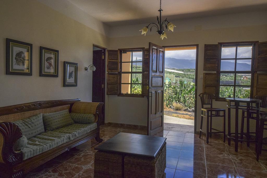 Apartamentos Finca La Cruz Tazacorte Camera foto