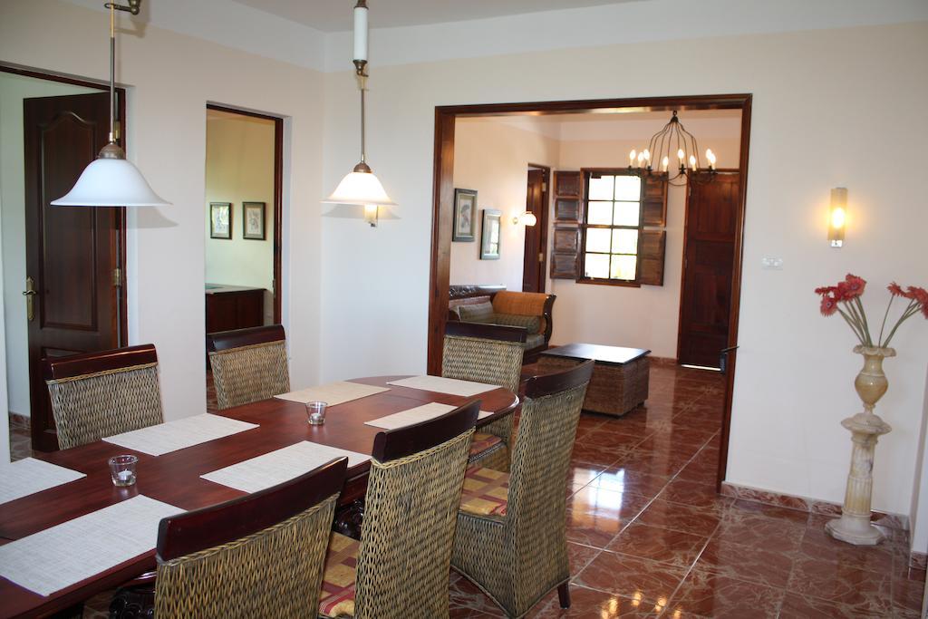 Apartamentos Finca La Cruz Tazacorte Esterno foto